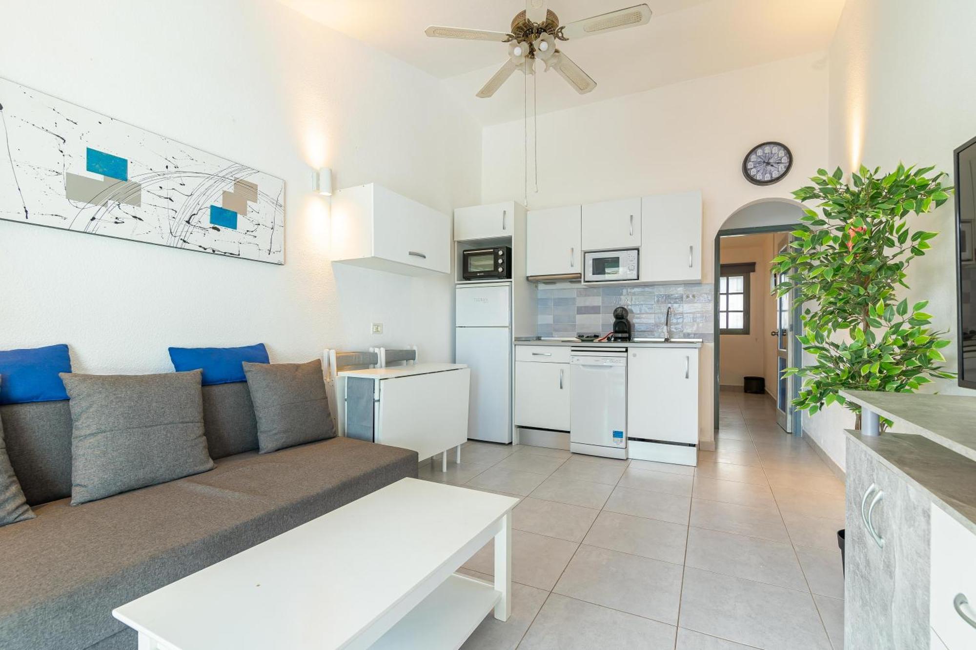 San Bartolomé Andrea'S Bungalow, Garden, Barbecue And Pool! מראה חיצוני תמונה