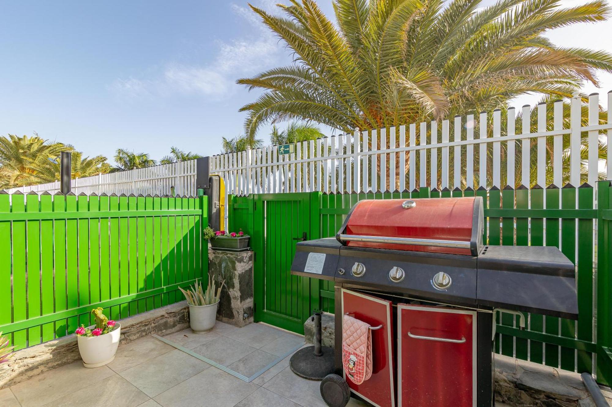 San Bartolomé Andrea'S Bungalow, Garden, Barbecue And Pool! מראה חיצוני תמונה